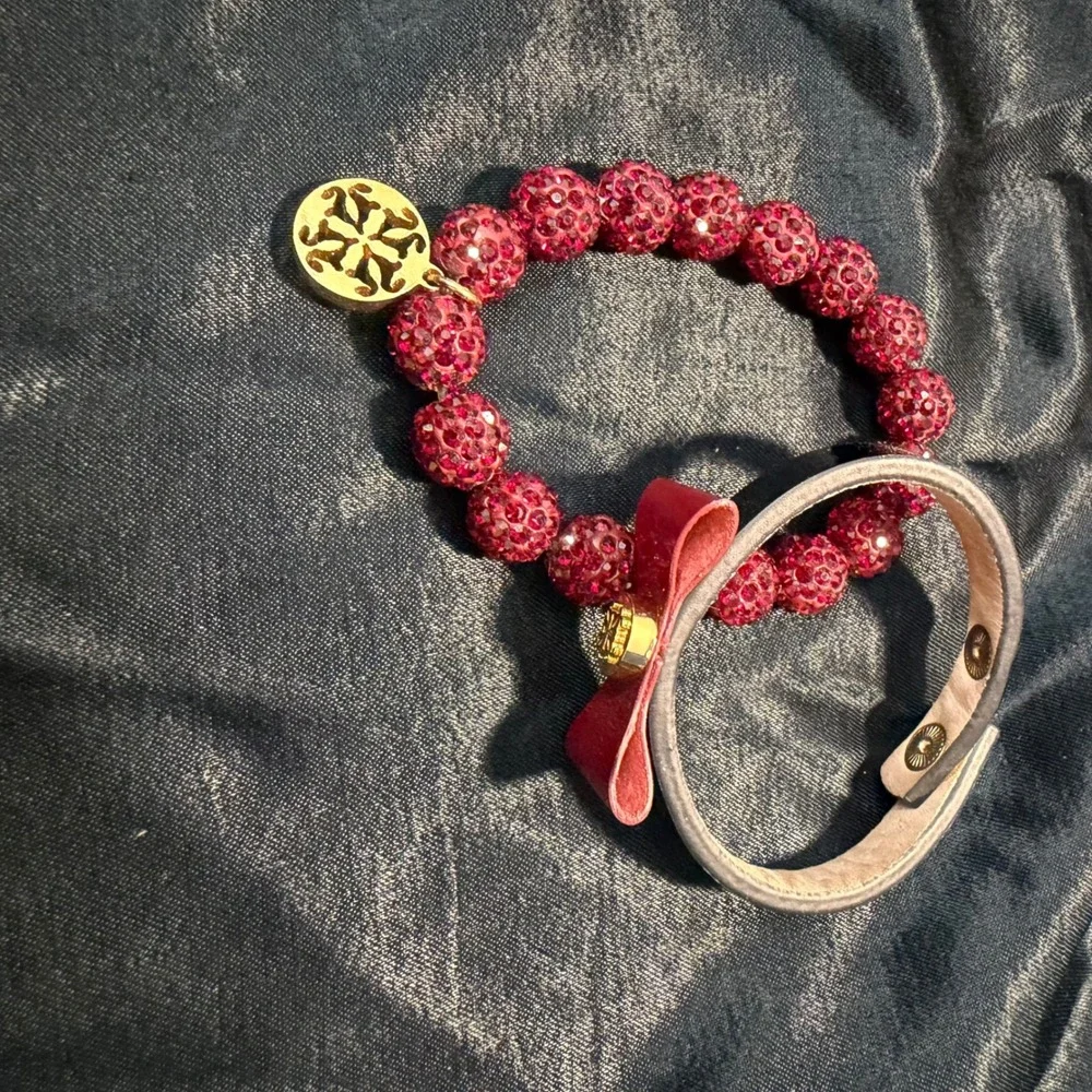 Rustic Cuff Bracelet Set Girls Red Beaded‎ Gold Charm Leather Bow Cuff